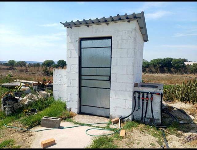 7 BEDROOM HOUSE FOR SALE IN LONG ACRES COUNTRY ESTATE